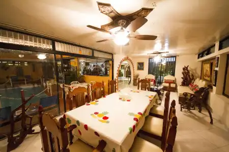 Ideal Villa - 12