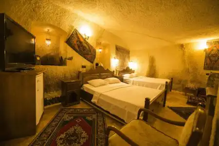 Vineyard Cave - 58