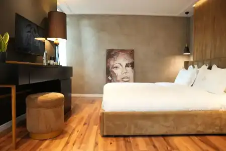 La Suite Boutique - 126
