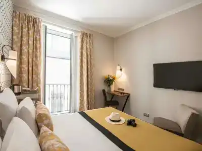 Mercure Nice Marche aux Fleurs - 70