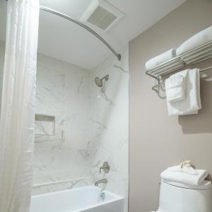 Woodcrest Cupertino - 15