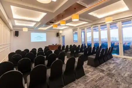 Howard Johnson by Wyndham Kota Kinabalu City Centre - 12