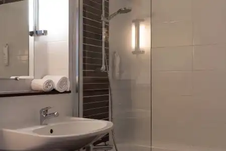 Sure by Best Western Biarritz Aeroport - 8