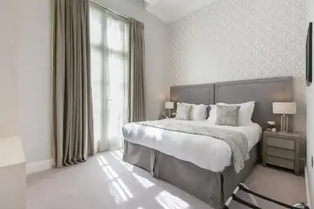 Chilworth Court - 180