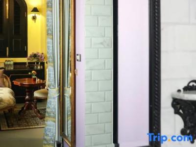 De Phanakron Boutique - 160