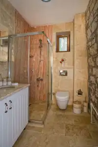 Ince Kara Apart - 8