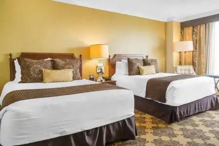 Omni Houston - 3