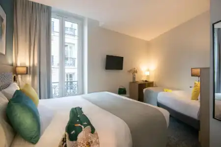 Hôtel Bristol - 77