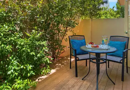 The Peninsula Riverside Serviced Apartments - 12