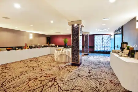 Crowne Plaza Kitchener-Waterloo by IHG - 26