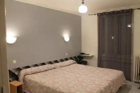 Les Portes d'Or - 1