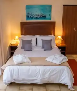 Apollo Resort Art - 26