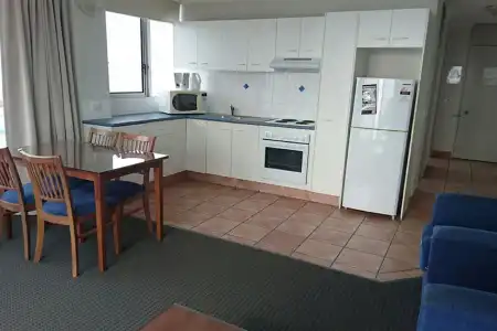 Chateau Beachside Resort - 29