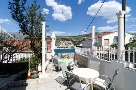 Guest House Cuk - 33