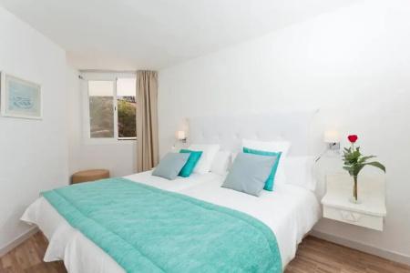 FERGUS Style Cala Blanca Suites - 41