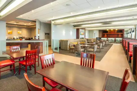 Comfort Inn & Conference Centre Toronto Airport - 25