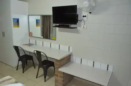Welcome Home Motel and Apartments - 0