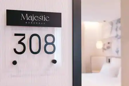 Majestic Bordeaux - 65