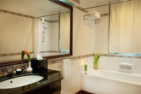 Diamond Westlake Suites - 8