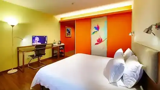 Yanjiang East Garden Inn - 40