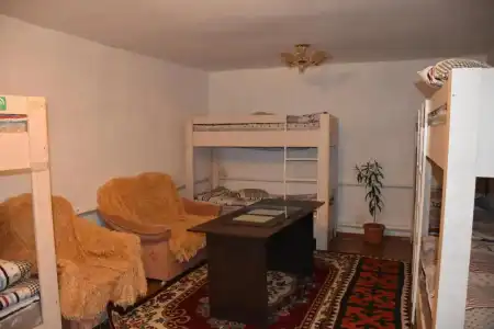 Happy Hostel in Kochkor - 1