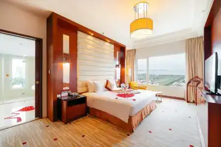 Royal Halong - 37