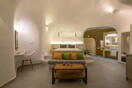 Santoterra Antigua Suites - 72