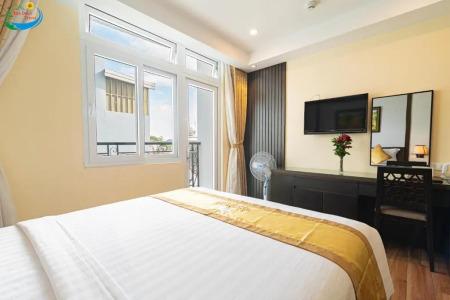 Hoang Minh Chau Ba Trieu - 82