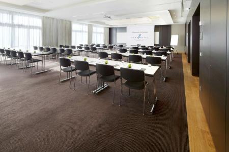 ParkStuttgart Messe - Airport - 12