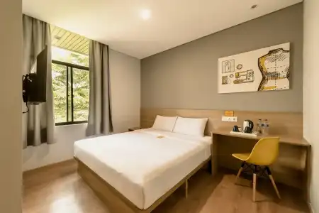 Yellow Bee Tanah Abang - 26