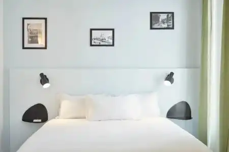 Hôtel Amista Marseille (ancien Hôtel Saint-Louis Vieux Port) - 133