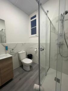 Hostal Balmes Centro - 33