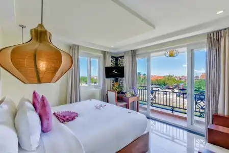River Suites Hoi An - 59