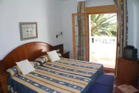 Hostal Cabo Roche - 3