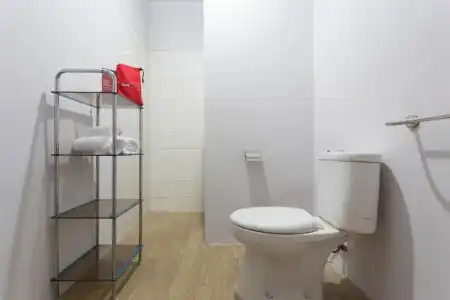 RedDoorz Plus near Cilandak Town Square 2 - 23