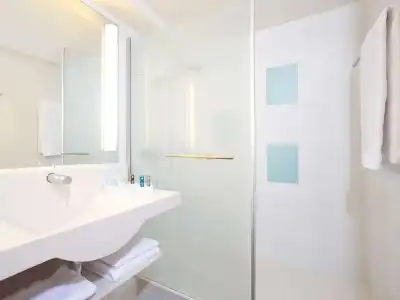 Novotel Chartres - 95