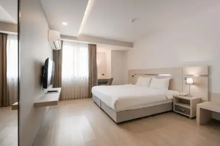 Samyan Serene - 2