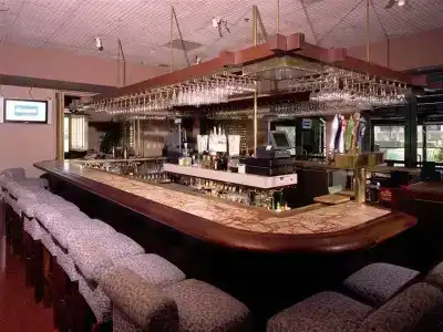 Red Lion Woodlake & Conference Center - 21
