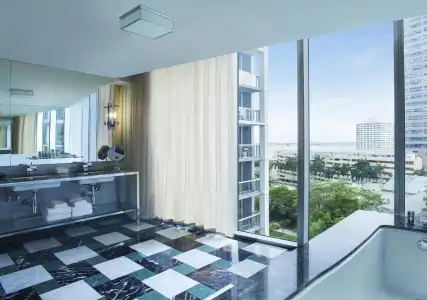 W Miami - 2