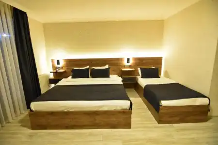 Green Palace Suite - 108