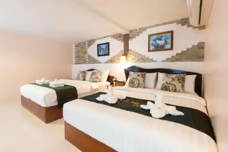 Naiyang Discovery Beach Resort - 43