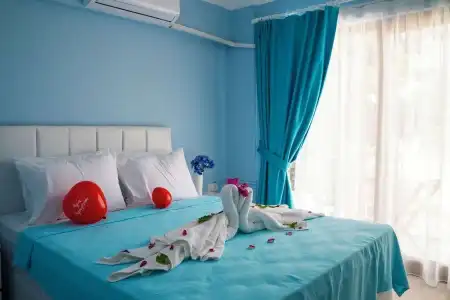 Marquis Blue - 22