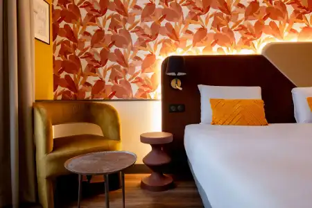 Hôtel Kyriad Paris 10 — Canal Saint Martin-République - 2