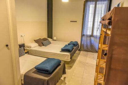 Feel Hostels Soho Malaga - 13