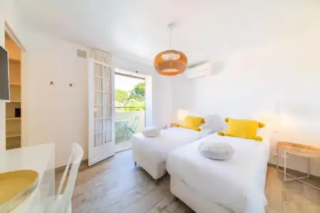 Hôtel Les Capucines - Saint Tropez - 40