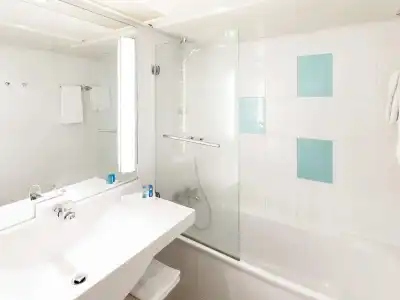 Novotel Chartres - 41