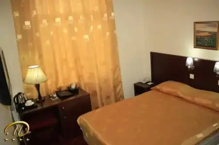 Majestic Palace - 4