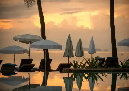 Lanta Casuarina Beach Resort - 16