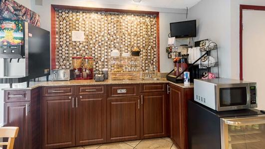 Magnuson Bradenton - 24