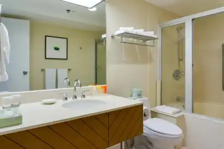 Oasis Waikiki - 36